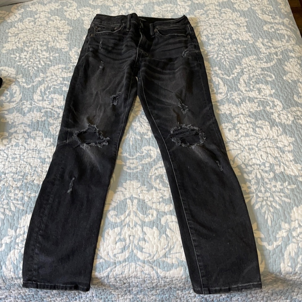 Men's American Eagle black ripped jeans. Size: 26x28 - Picture 1 of 7